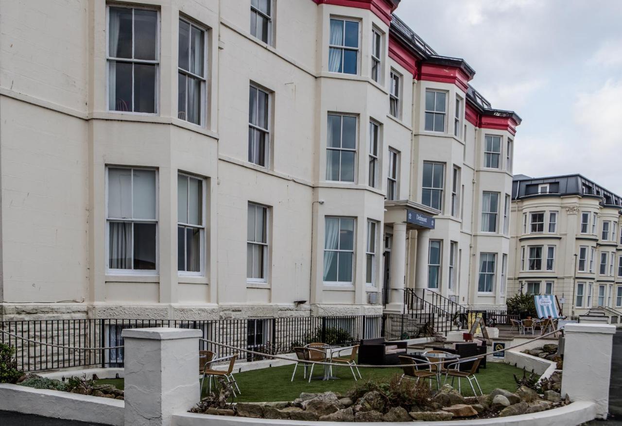 Delmont Hotel Scarborough Exterior photo